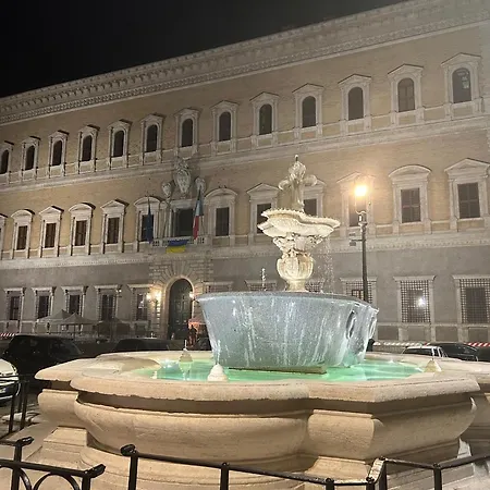 Domus Campo De Fiori Διαμέρισμα *